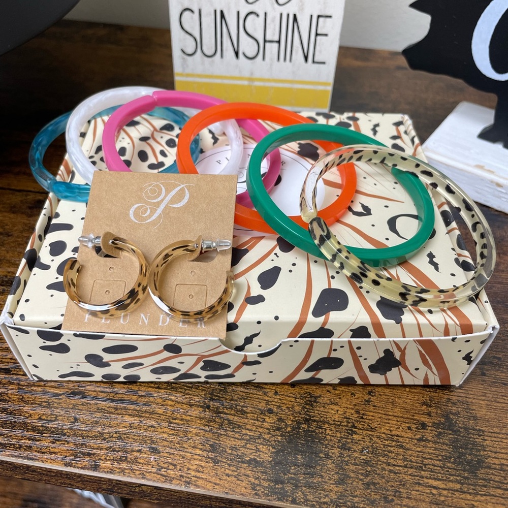 Plunder Bracelet & Earring Set